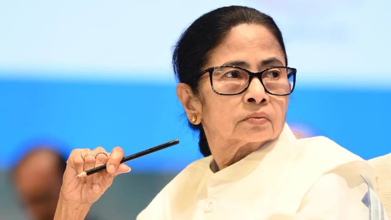 “I know you will not respond…” Mamata Banerjee Writes Third Letter To EC Gyanesh Kumar, Calls SIR Scrutiny
