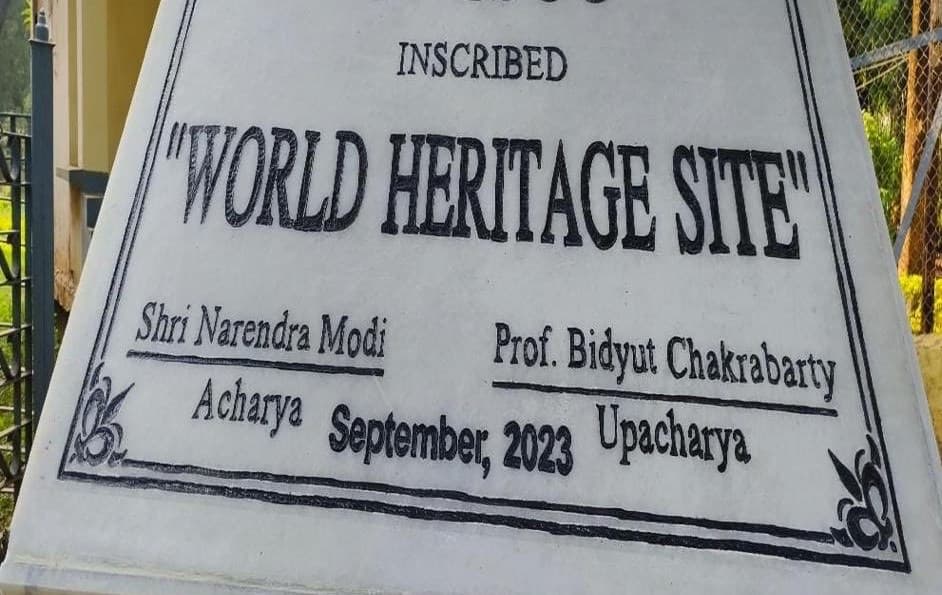 Commemorative Visva-Bharati plaques mention PM Modi and VC Bidyut Chakraborty, but, Rabindranath Tagore does not get a mention