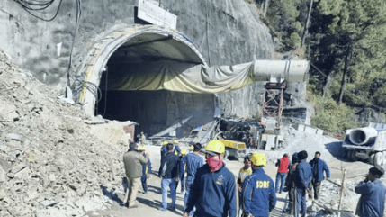 Workers trapped in Uttarakhand tunnel for over 150 hours, rescue operations come to a halt after drilling machine breaks down