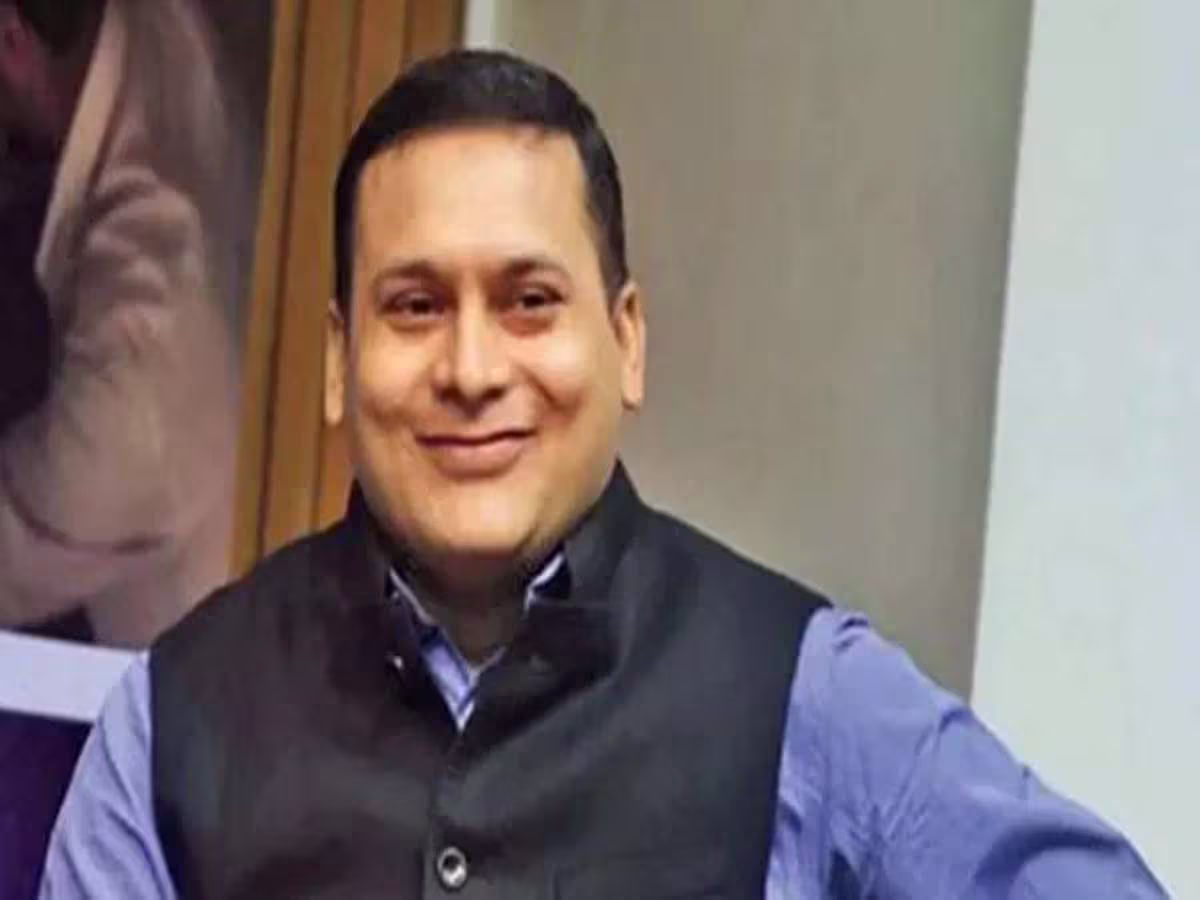 Police complaint against Amit Malviya in Kolkata; BJP IT Chief accuses Mamata Banerjee of shielding criminals, TMC releases pictures of him and PM Modi along with BHU gangrape accused