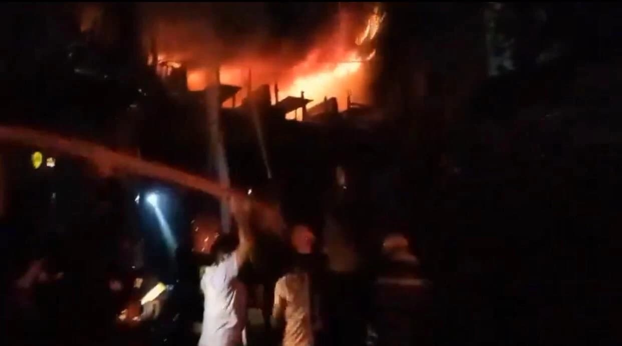 43 Killed, Many Injured In Fire At A Commercial Building In Dhaka, Bangladesh