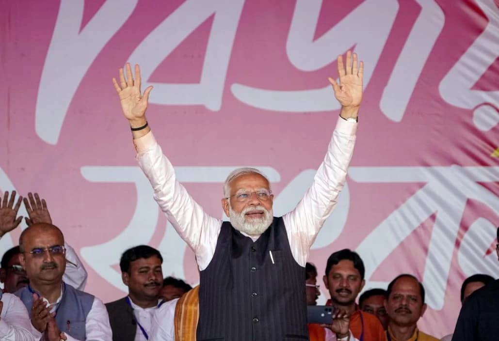 "Chot ka jawab vote" PM Modi rakes up Sandeshkhali at Arambagh rally, lashes out at TMC.