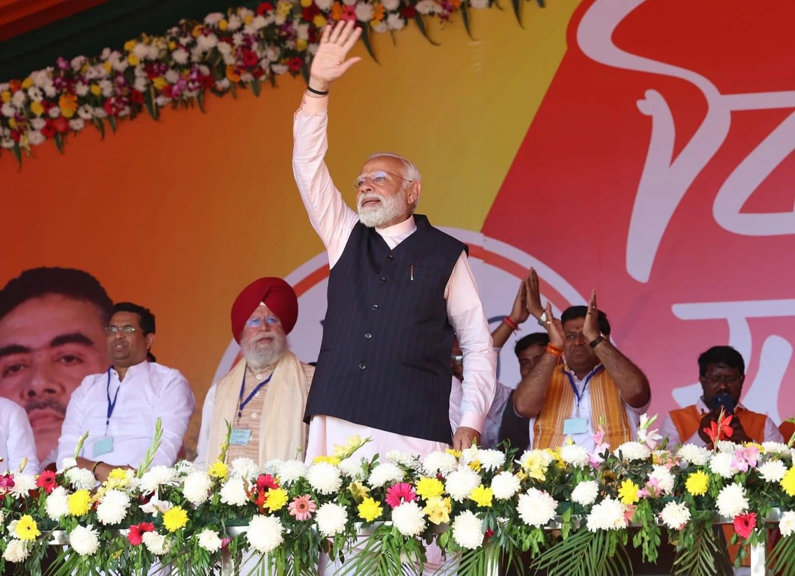 Ahead of Lok Sabha Elections, PM Modi Reduces Cooking Gas Cylinder Cost By Rs 100