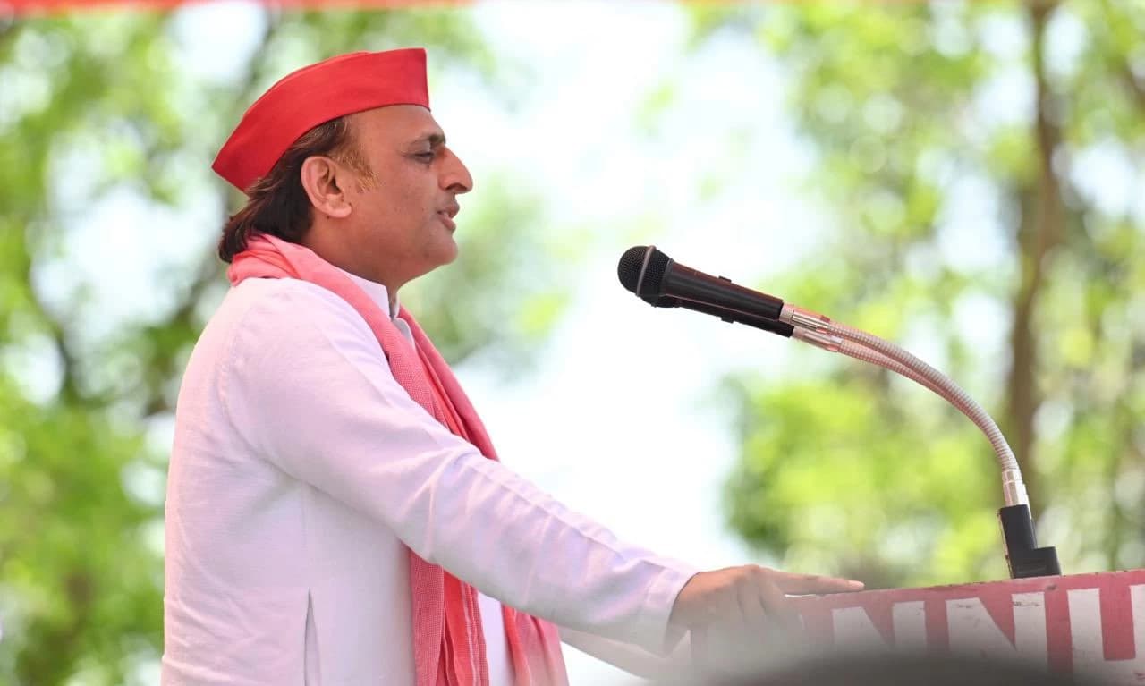 Samajwadi Party Chief Akhilesh Yadav Files Nomination from Kannauj