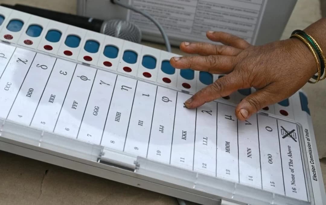 Lok Sabha Elections, Phase 2: 89 Seats Across 13 States and UTs Go to Polls Tomorrow; Rahul Gandhi, Hema Malini, and Others Vie for Votes