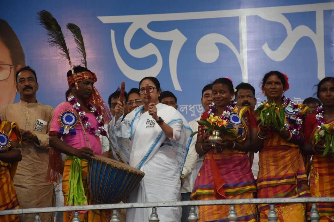 “Win 420 and form a 420 Government”, Mamata Banerjee calls out PM Modi’s ‘Jumla’, dares if BJP will cross 200