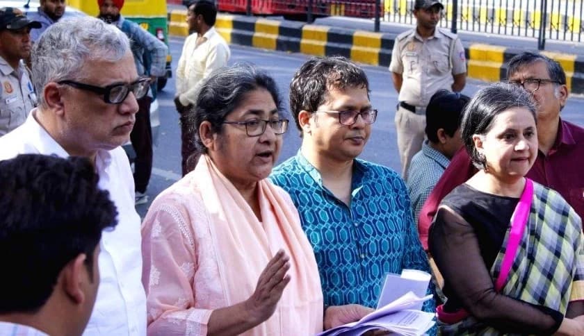 "Ensure a LEVEL PLAYING FIELD”: TMC Lodges Complaint with ECI Against Central Agencies “Acting at the Behest of BJP”