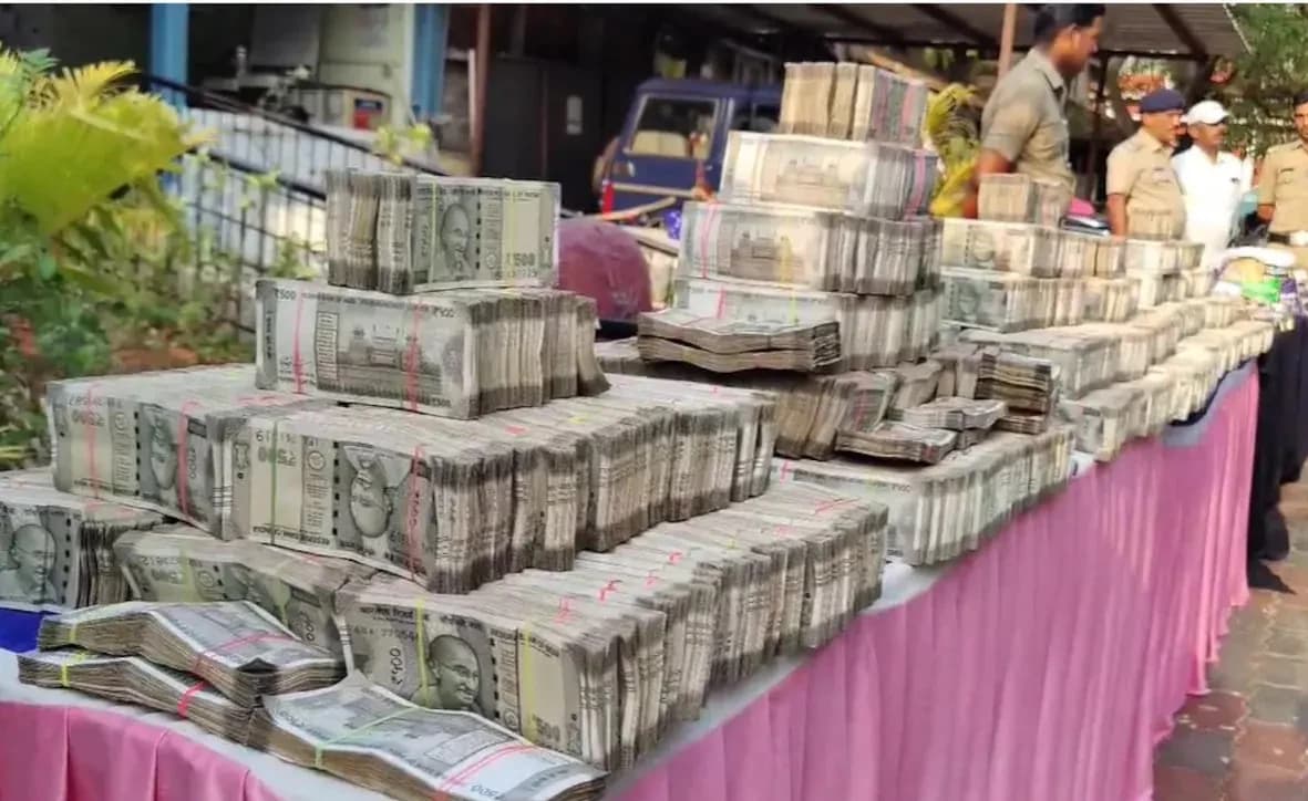 Major Raid in Karnataka: Police Seize Rs 7.6 Crore in Cash, Gold, and Silver
