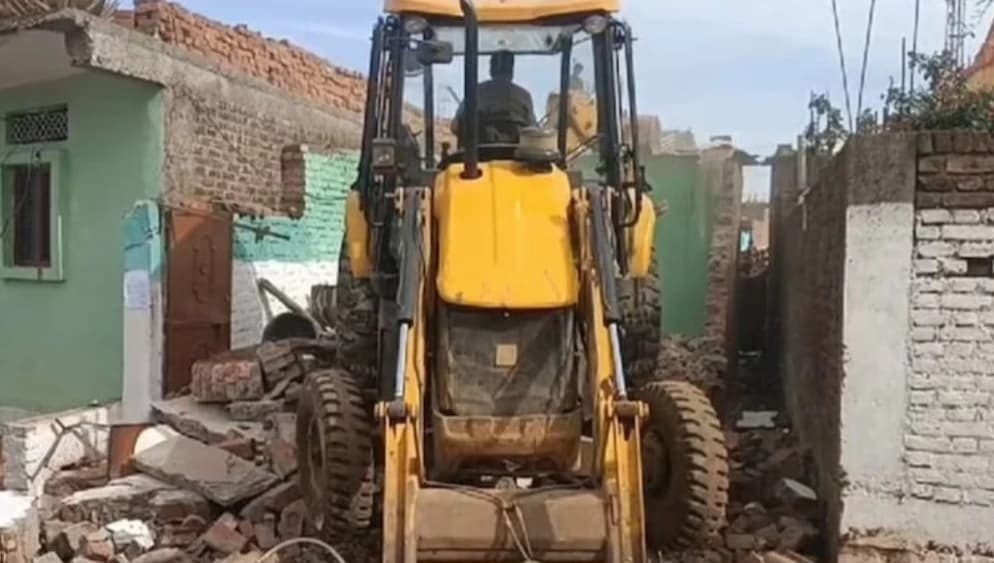 Madhya Pradesh Authorities Demolish 11 Houses Amidst Allegations of Illegal Cow Slaughter