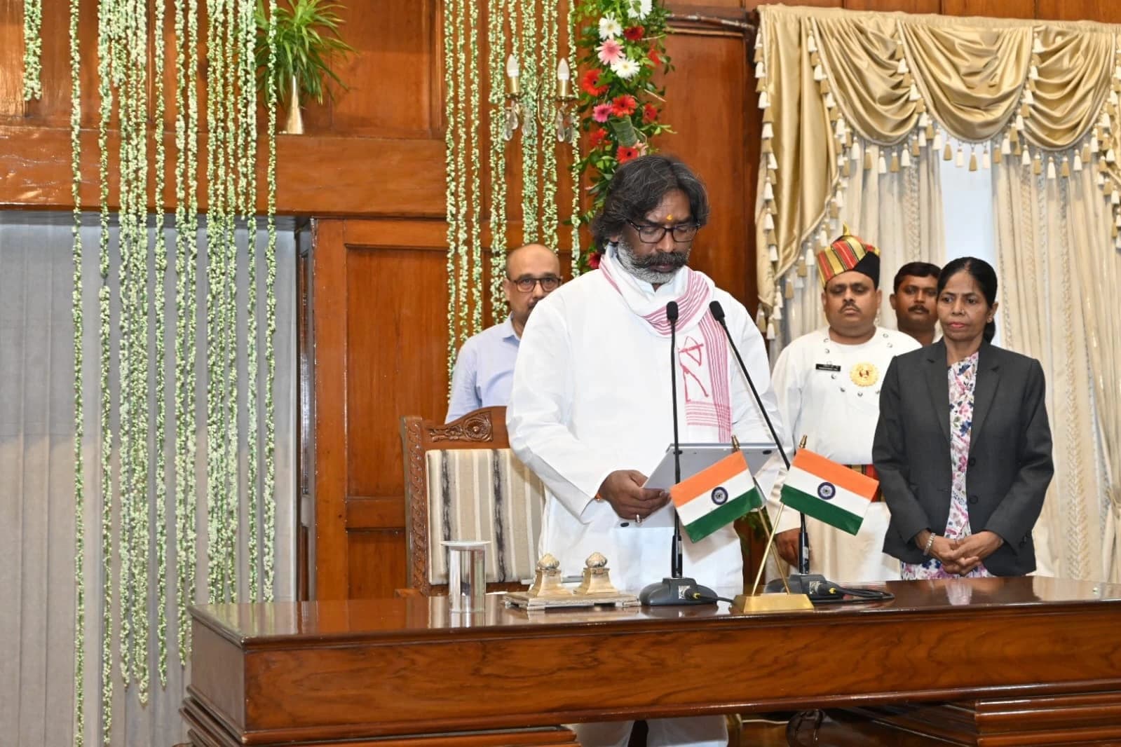 JMM Leader Hemant Soren swears in as Jharkhand Chief Minister