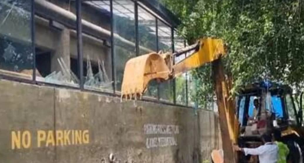 BMC Demolishes Illegal Extension of Vice Global Tapas Bar Linked to BMW Hit-and-Run Case