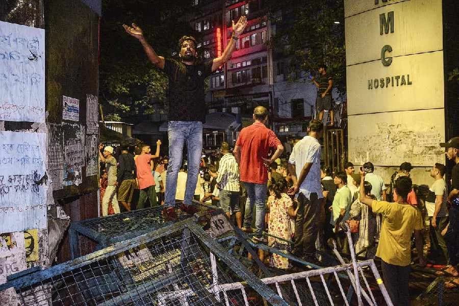 Kolkata Police Arrest 19 in RG Kar Hospital Vandalism Case
