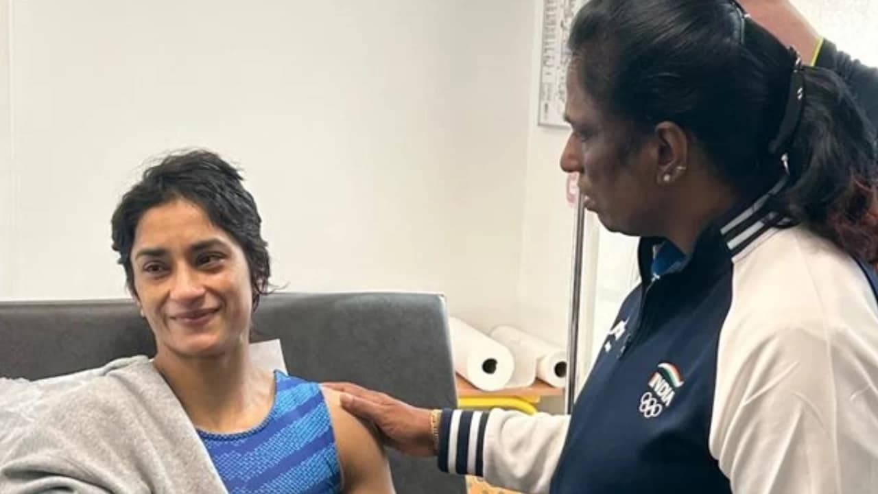 "That’s not how you support...": Vinesh Phogat Accuses IOA Chief PT Usha of Exploiting Hospital Visit in Paris for "Political Gain"