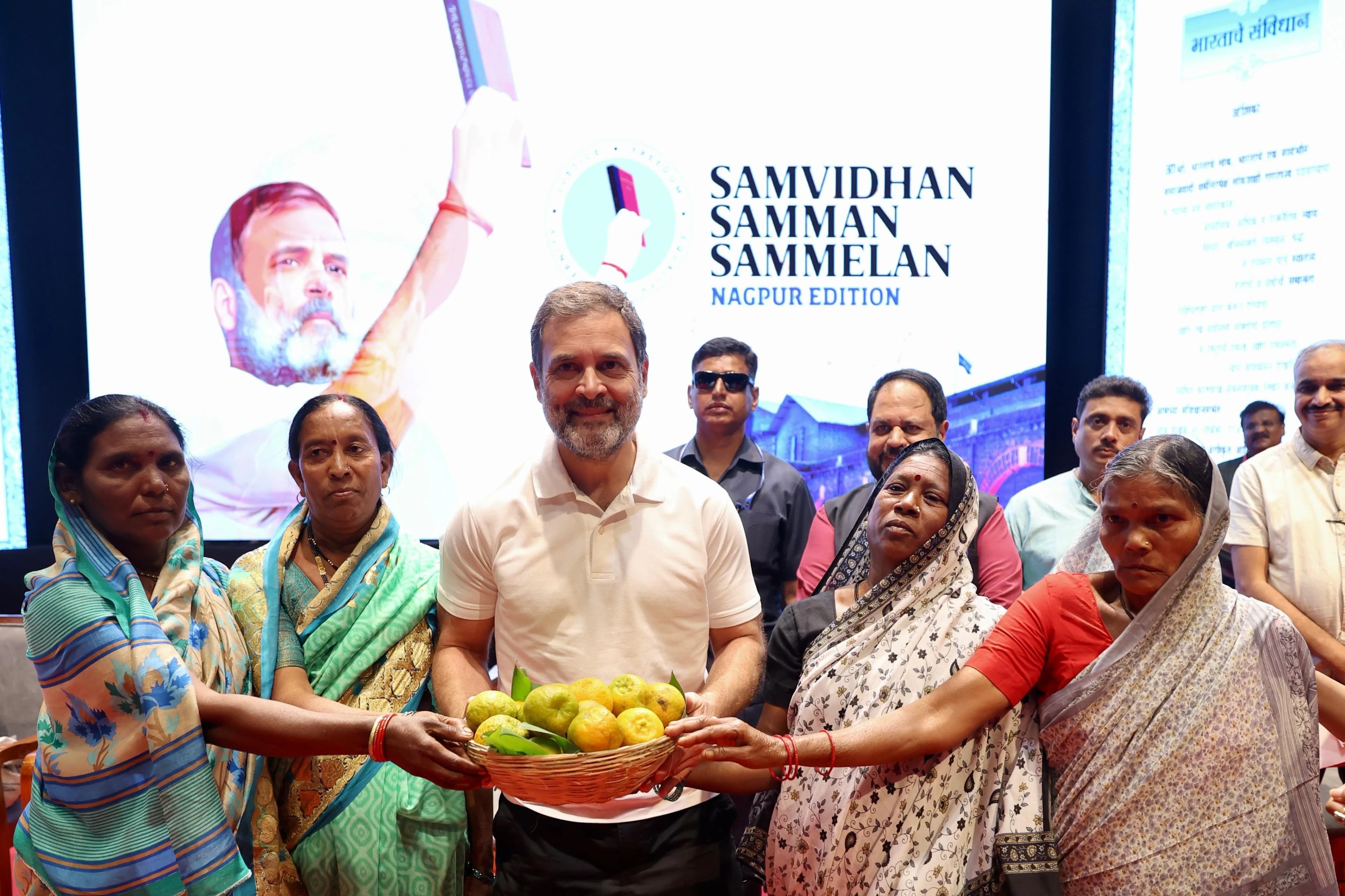 Maharashtra Assembly Elections: Rahul Gandhi Launches Congress’ Campaign with “Samvidhan Samman Sammelan”, Renews Call for Caste Census