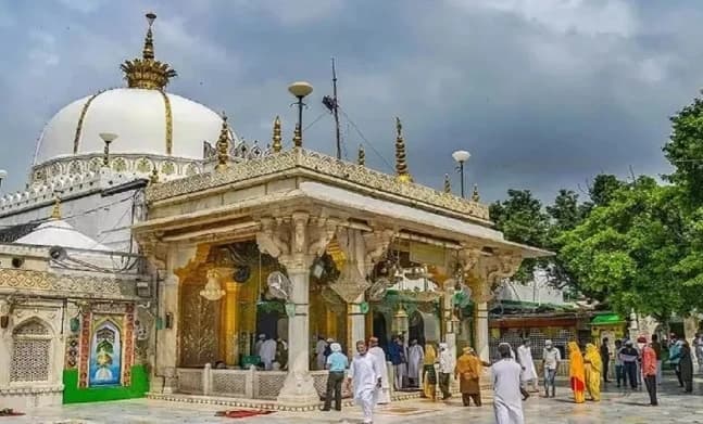 “Where will this stop?” : Asadudduin Owaisi Slams Petition Claiming Ajmer Sharif Dargah Was Built Over Shiva Temple