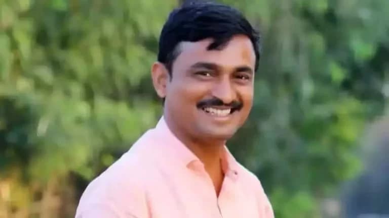 MVA Demands Dhananjay Munde's Resignation for Fair Probe in Sarpanch Santosh Deshmukh Murder Case