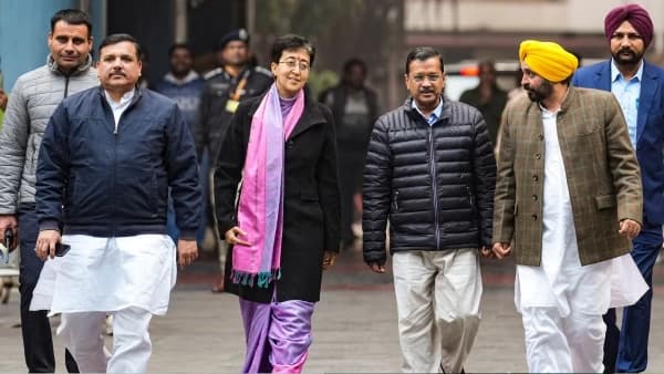 “Dragged your feet…”: Delhi High Court Reprimands AAP Government Over Delay in CAG Report on Liquor Scam