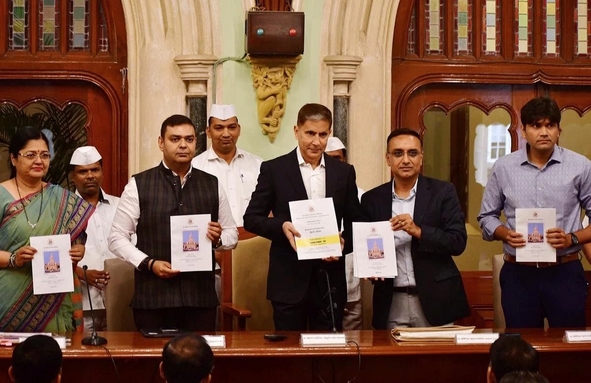 BMC Unveils ₹74,427 Crore Budget for 2025-26, Focus on Infrastructure and Public Services