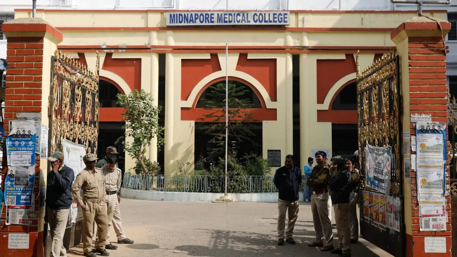 Mamata Banerjee Revokes Suspension of Junior Doctors in Contaminated IV Fluids Case at Midnapore Hospital
