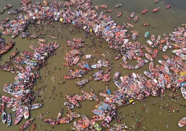 Millions Gather for Last 'Amrit Snan' as Maha Kumbh Mela Set to Conclude on Maha Shivratri