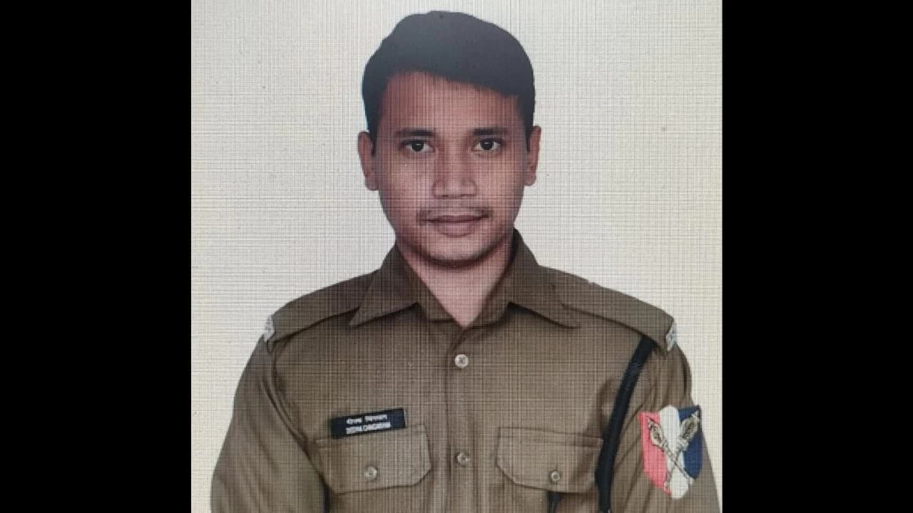 BSF Constable Martyred in Cross-Border Firing in Jammu; Tributes Pour In for the Fallen Soldier