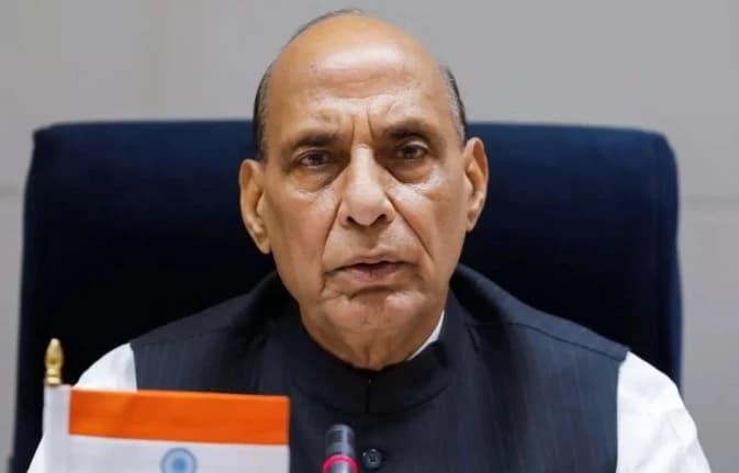 Defence Minister Rajnath Singh Visits Bhuj Air Base, Commends Operation Sindoor, Criticises IMF for Aid to Pakistan