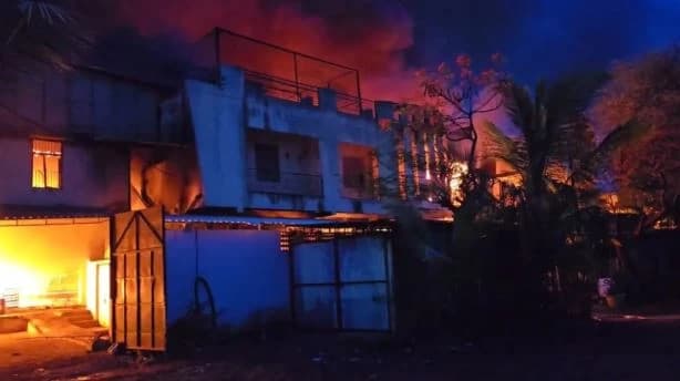 Solapur Fire Tragedy: PM Modi Announces Ex-Gratia for Victims’ Families as Blaze Claims Eight Lives