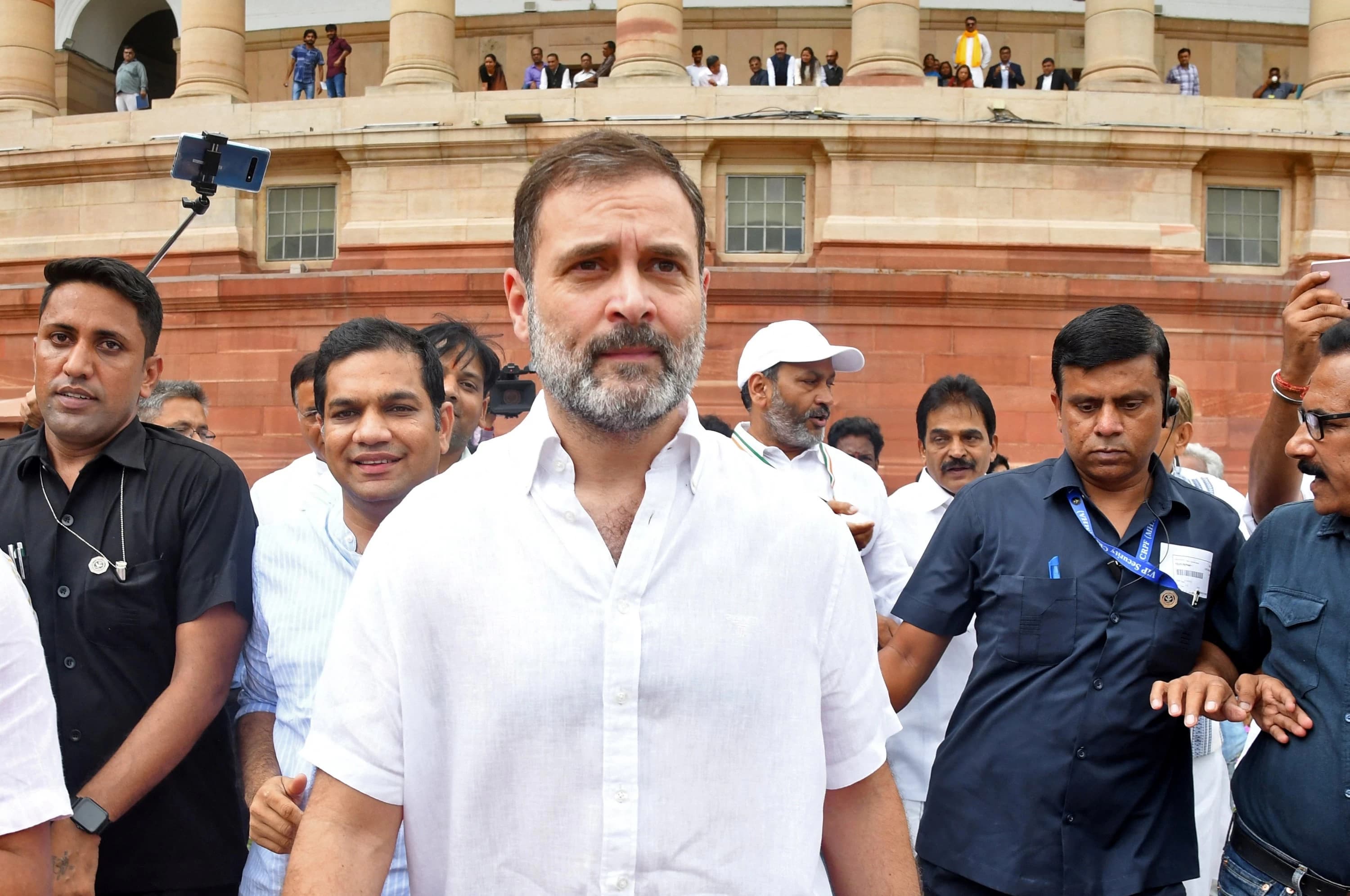 “Bhaag Gaye…”, Rahul Gandhi Slams PM Modi for Dodging Parliament on Operation Sindoor, Mocks Silence on Trump's Ceasefire Claims