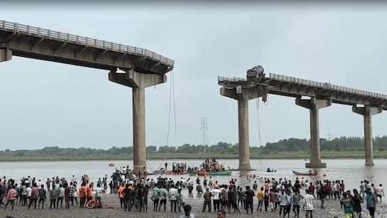 "Double Engine, Double Failure...": Vadodara Bridge Collapse Kills 9, Opposition Slams "Gujarat Model"
