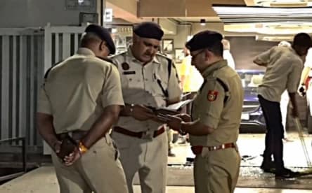 “Bangladeshi language…” Delhi Police Letter Sparks Controversy Over Bengali Language, Mamata Banerjee Slams Amit Shah, Calls it Scandalous and Unconstitutional