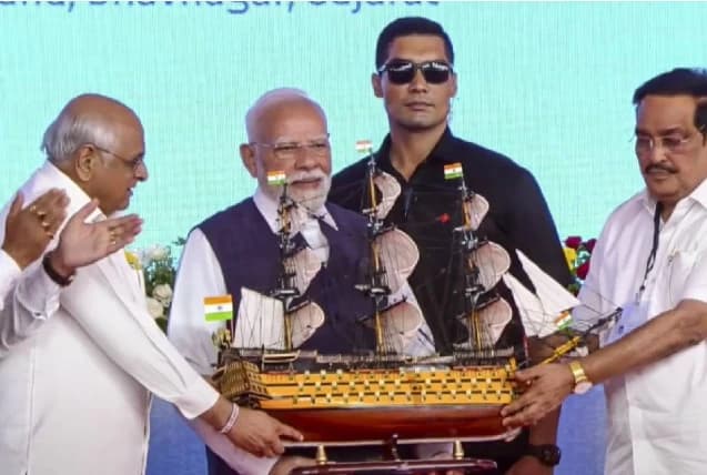 Modi Urges India ‘Atma-nirbharta’ Amidst US H-1B Policy Ripples