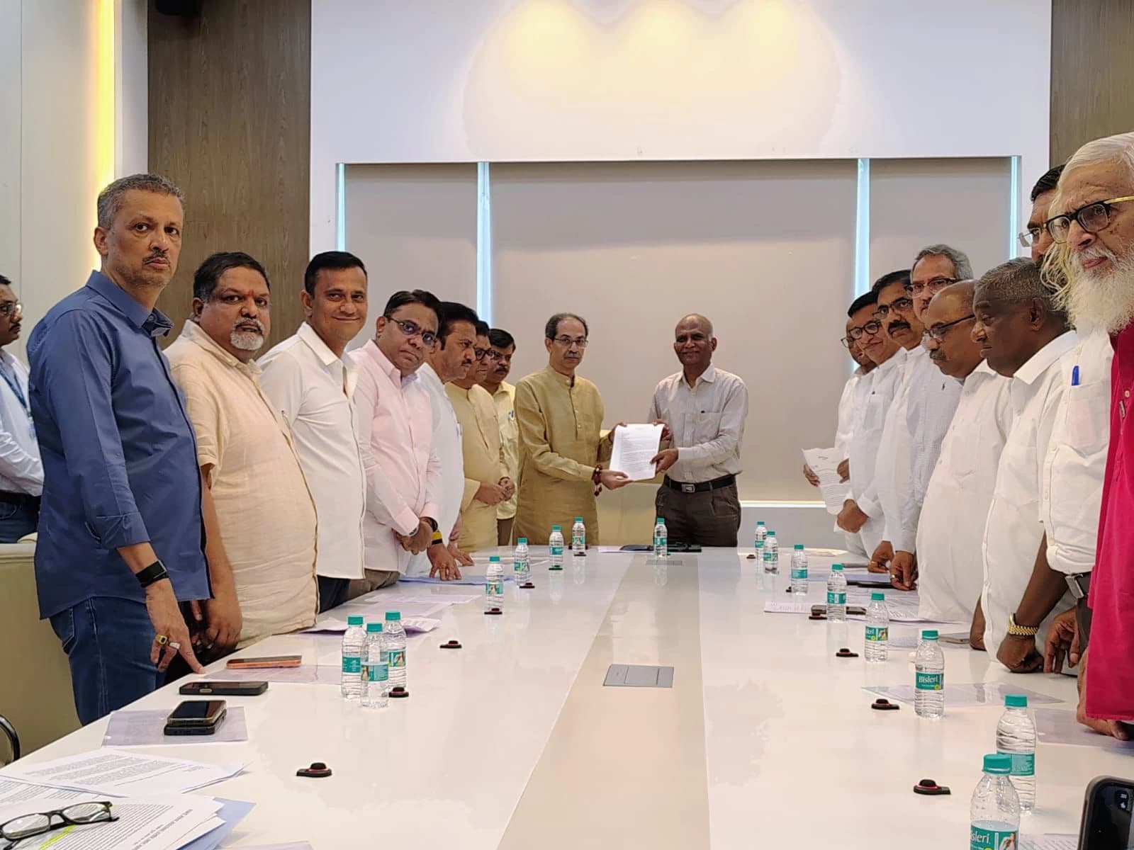 MVA Leaders Meet Maharashtra Election Commission, Demand Civic Polls on Ballot Paper