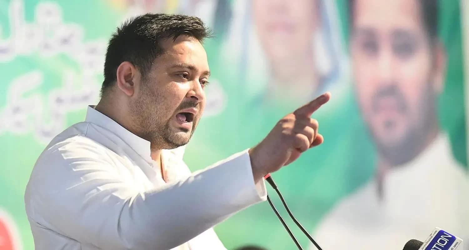“This is my pledge…”: Tejashwi Yadav Promises Government Job for One Member in Every Bihar Household if RJD Returns to Power
