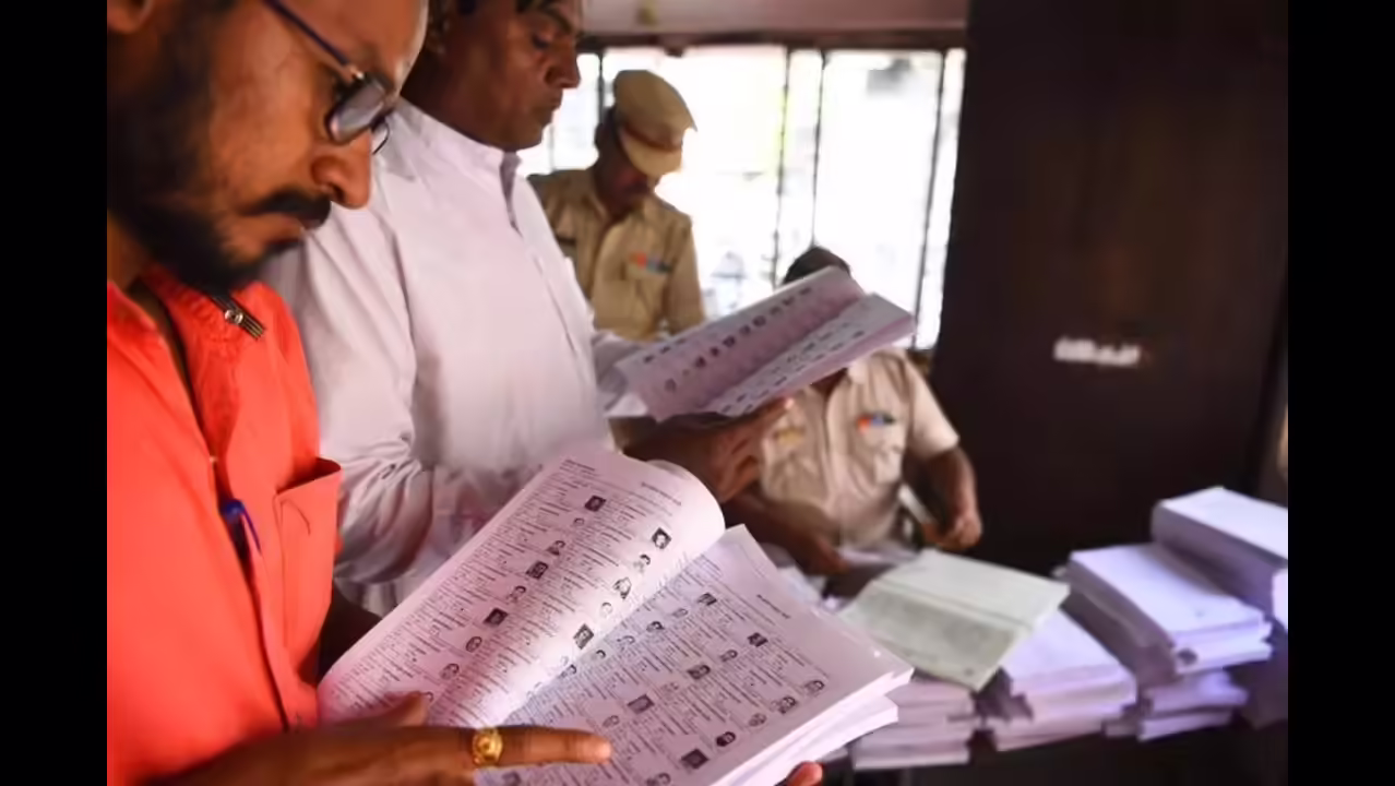 Major Irregularities in Mumbai Voter Roll: 11 Lakh Duplicate Entries Detected