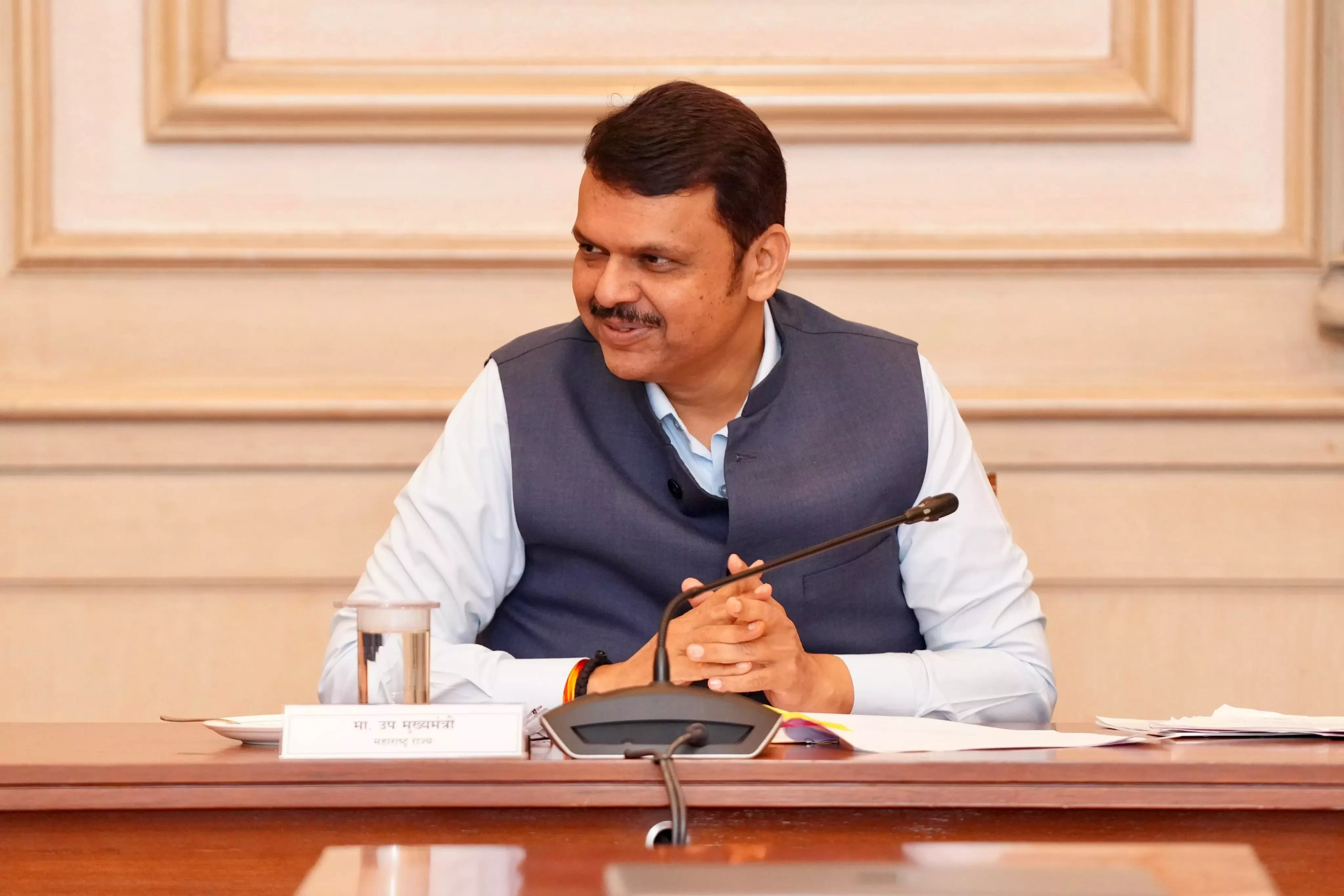 Maharashtra Govt Orders Staff to Stand When MPs, MLAs Visit Offices