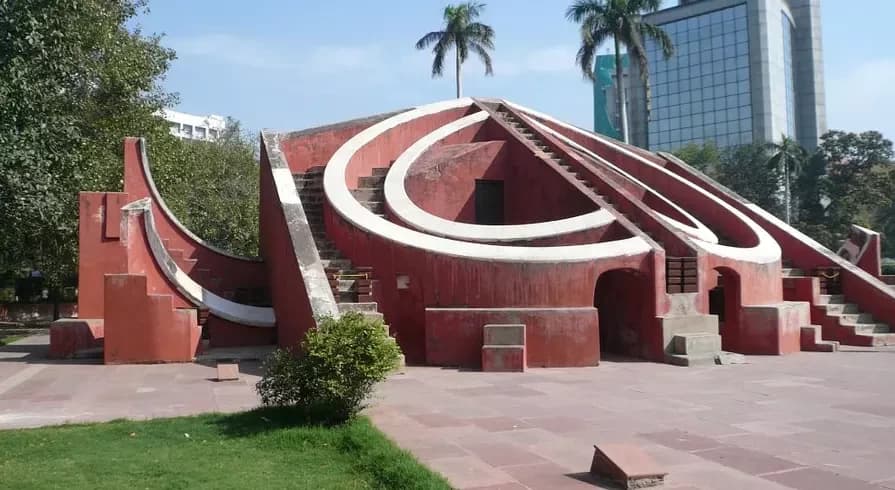 Man Shoots himself at Delhi’s Jantar Mantar; Police Launch Probe
