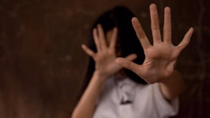 16-Year-Old Held in Mumbai for Allegedly Assaulting a Minor