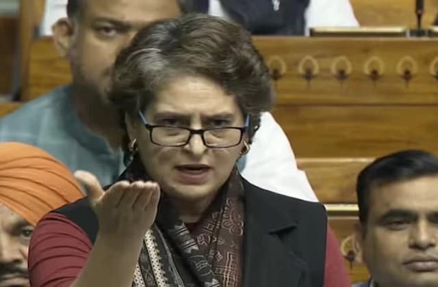 “We are debating Vande Mataram AND not Berozgaari…” Priyanka Gandhi Vadra Fires Back at Modi, Urges For A Once and For All Debate On Nehru In Parliament