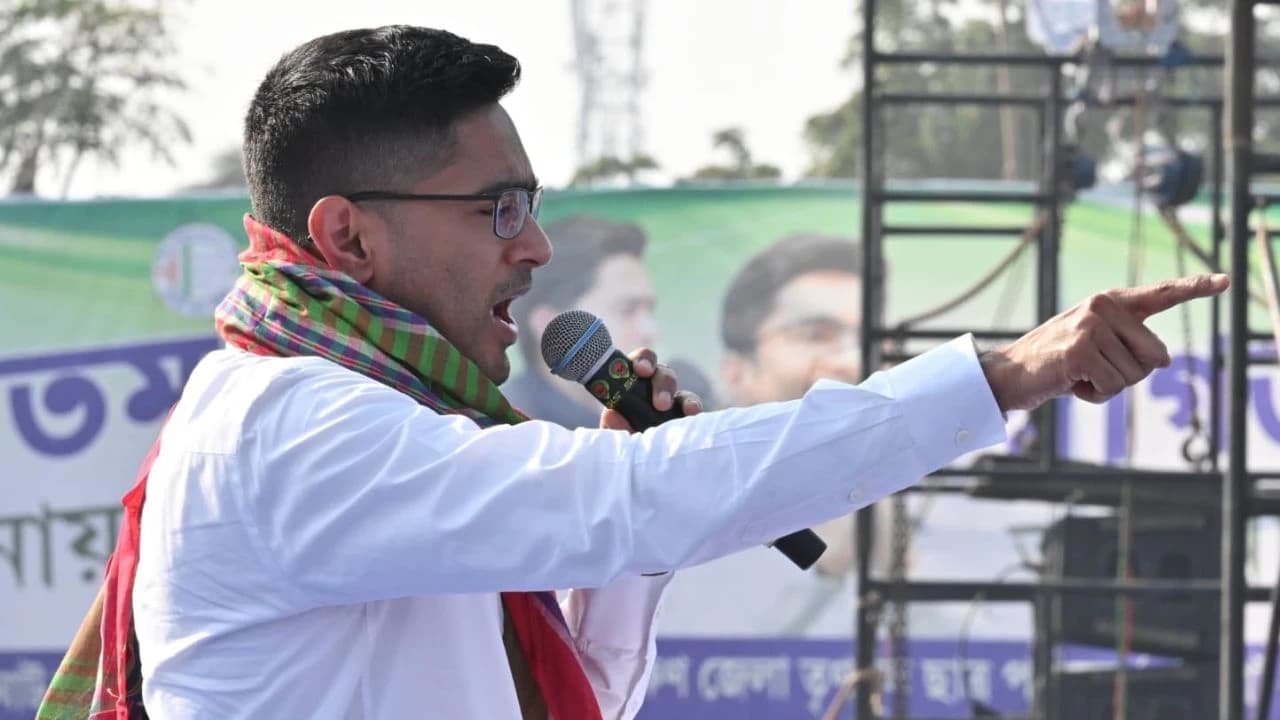 “Bengal Will Resist”: Abhishek Banerjee’s Warning as ED Raids I-PAC Office, Mamata Moves HC