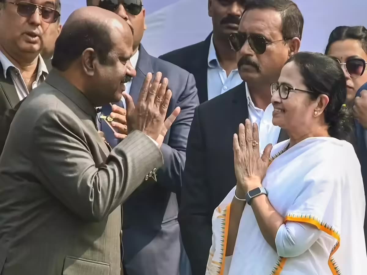 Abrupt Exit: West Bengal Governor C.V. Ananda Bose Resigns, Tamil Nadu’s RN Ravi Tapped as Replacement Amid Election Buzz; Mamata Calls It Conspiracy