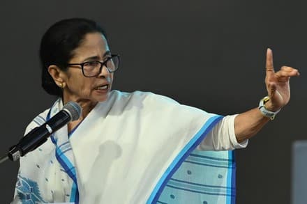 Mamata Banerjee Warns of Possible Midnight Raids and Arrests Bengal Polls Campaign Heats Up