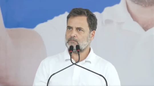 “Double Loss…”: Rahul Gandhi Slams TMC and BJP Over Bengal’s Industrial Decline