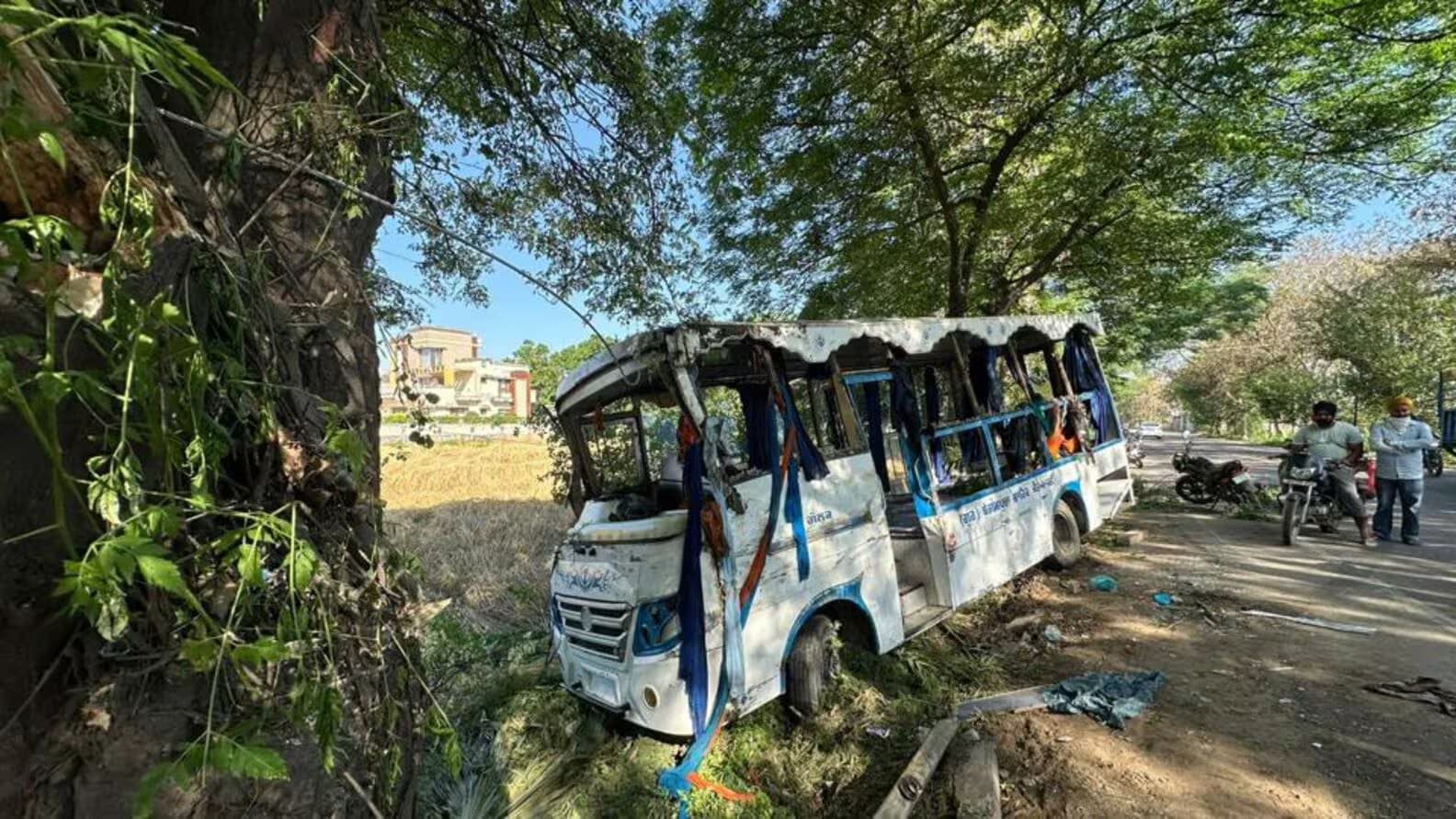 From Pilgrimage to Peril: 6 killed, 15 injured after mini-bus overturns in Punjab’s Fategargh Sahib