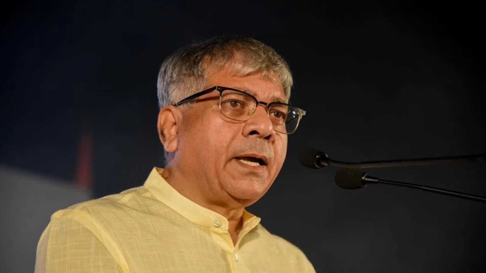 Prakash Ambedkar Slams Centre Over ESMA in Gas Sector, Says Govt Unprepared for Crisis