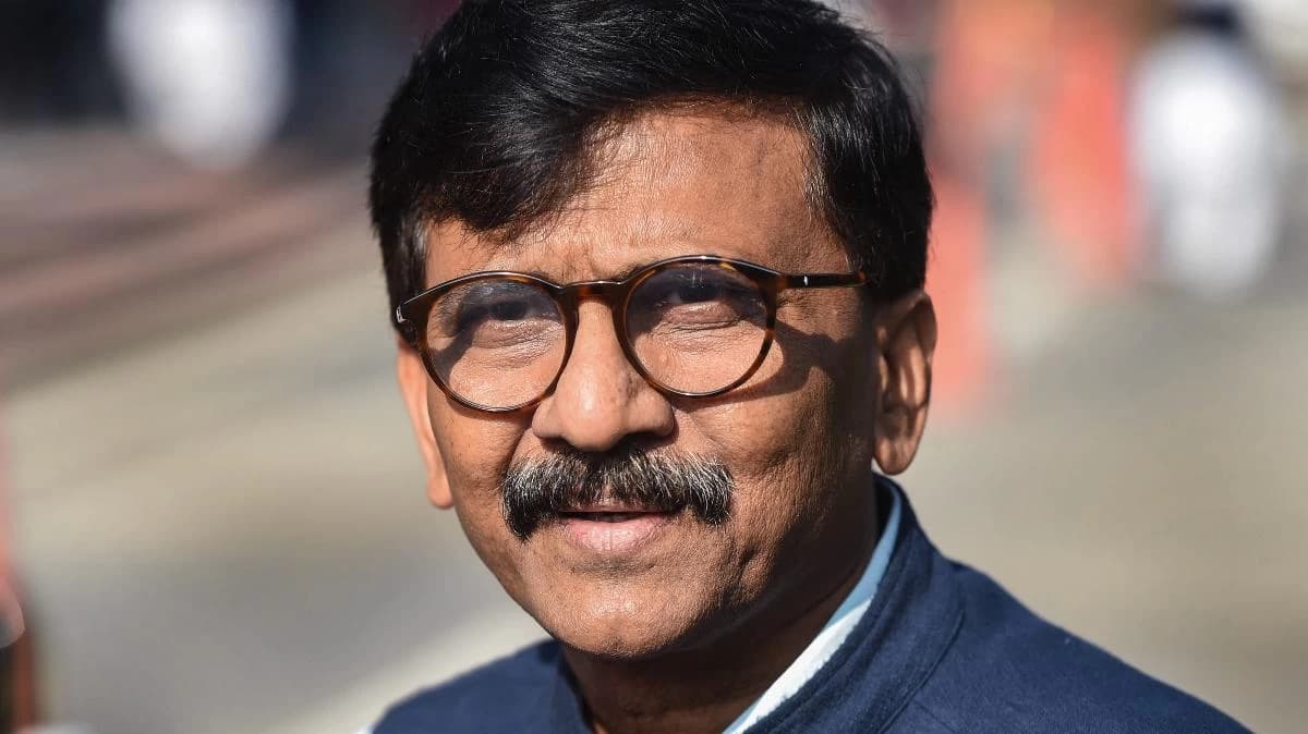 Amid Gas Shortage, Sanjay Raut Mocks PM Modi’s ‘Gas from Drains’ Remark