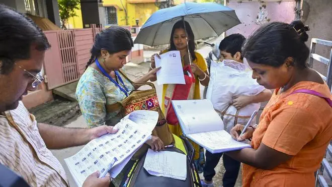 Frozen Democracy? 91 Lakh Names Vanish from Bengal Voter Rolls Ahead of Crucial Polls