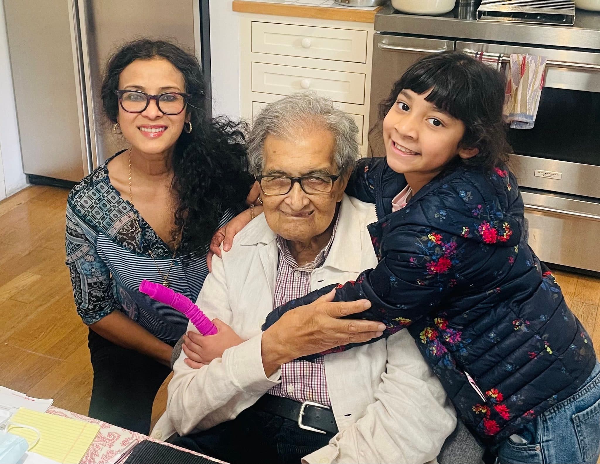 “It’s fake news: Baba is totally fine,” says Amartya Sen’s daughter, debunking death rumors