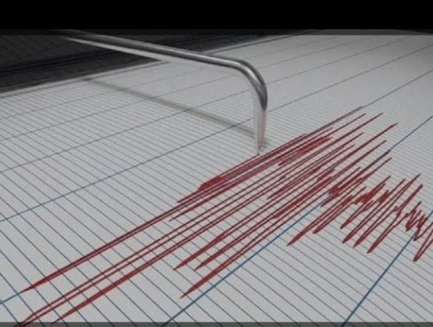 6.2 Magnitude earthquake hits Nepal, strong tremors felt in Delhi