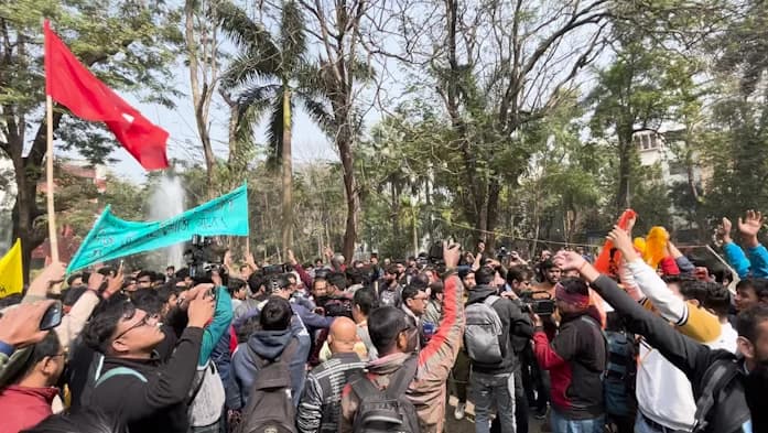 "A sudden imposition of Hindutva politics in our free democratic space": Clashes erupt at Jadavpur University over the screening of the Ram Mandir Pran Prathistha ceremony