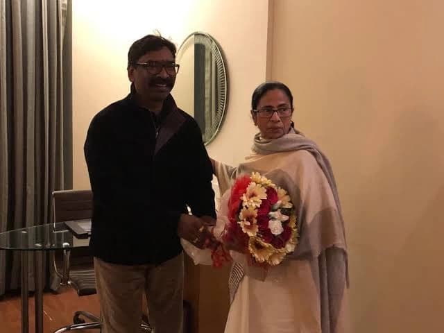 "He is a close friend of mine....": Mamata Banerjee vows to "unwaveringly" support the now arrested Hemant Soren